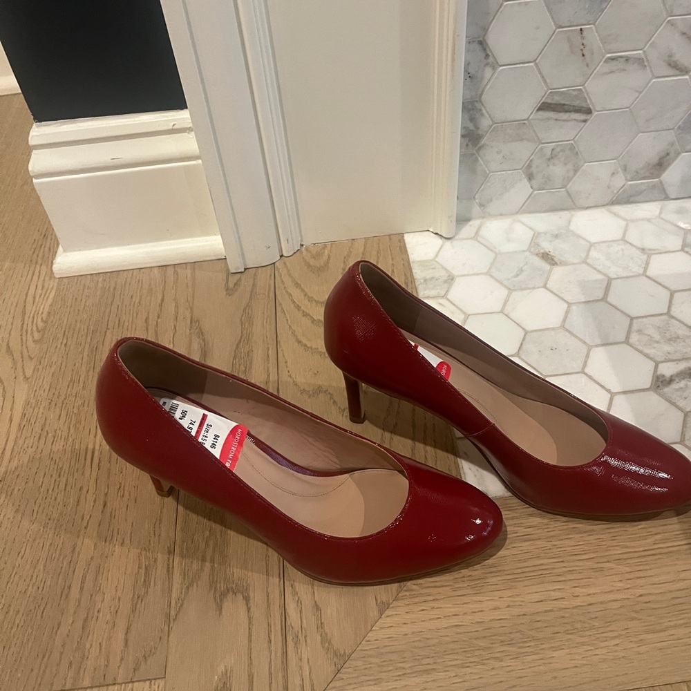 Maroon Cole haan pumps